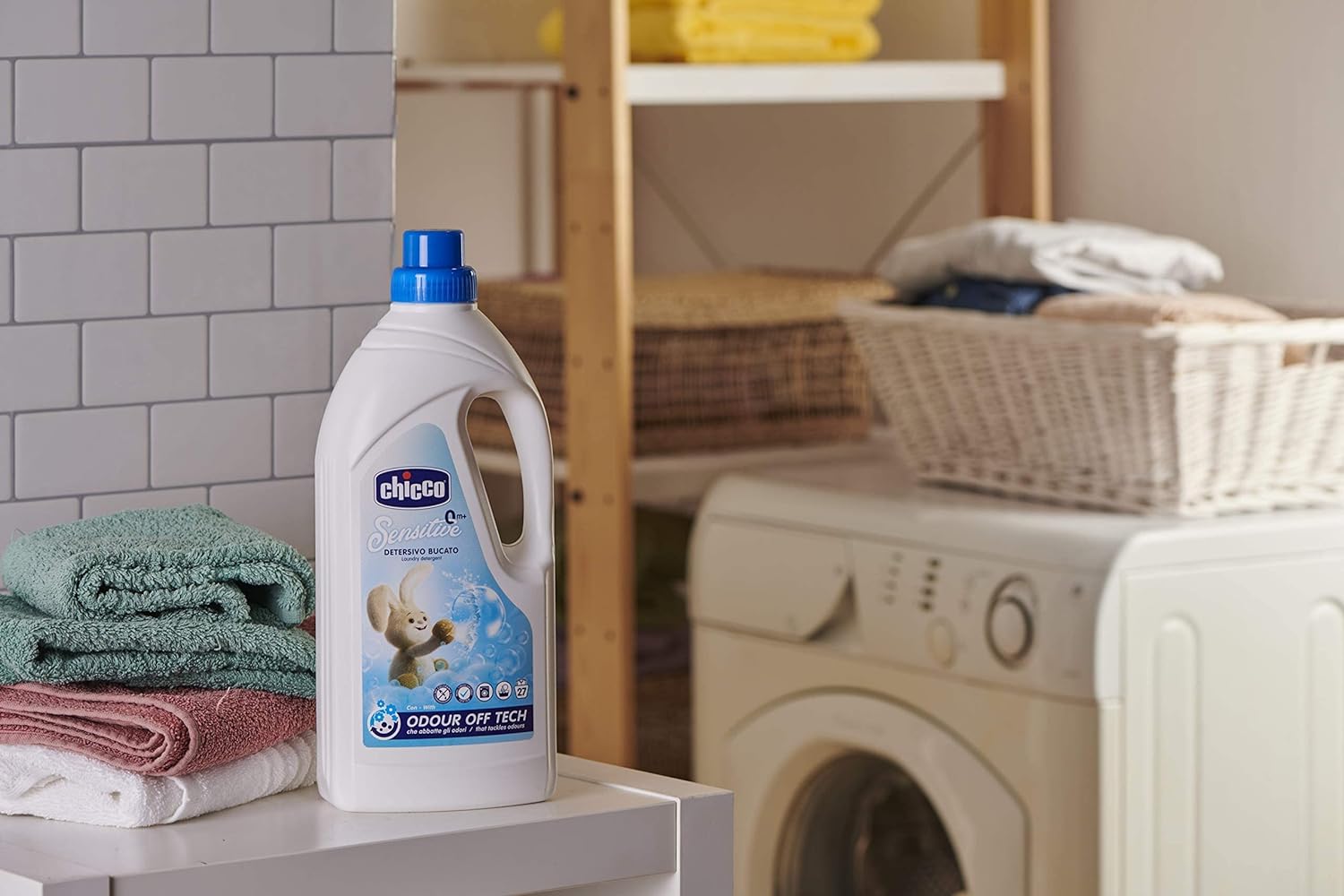 Artsana Chicco Sensitive Detersivo Bucato Ipoallergenico rimuove Macchie e Odori 0+ - immagine 3