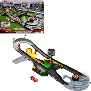 Pista Cars Azione Piston Cup playset pista interattiva action Saetta McQueen